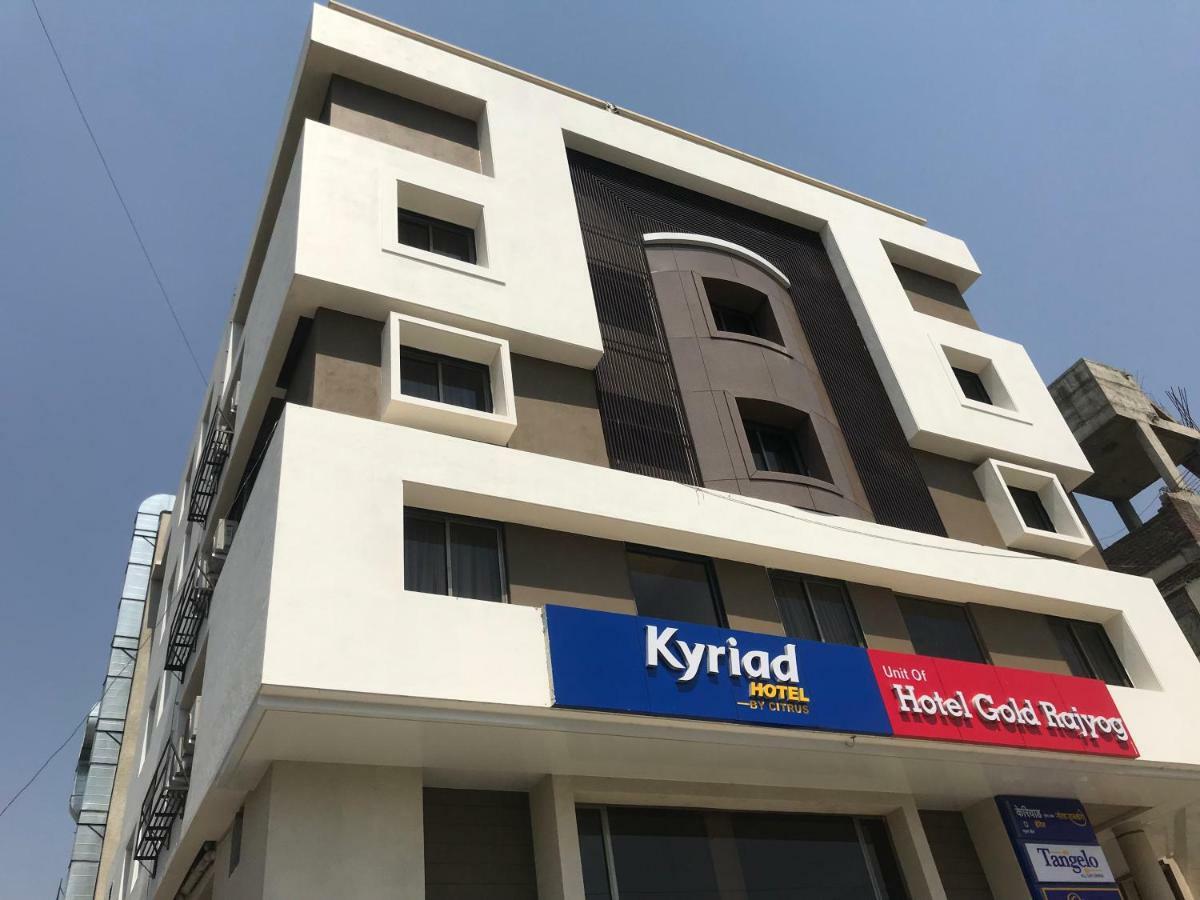 Kyriad Hotel Solapur By Othpl Exterior foto